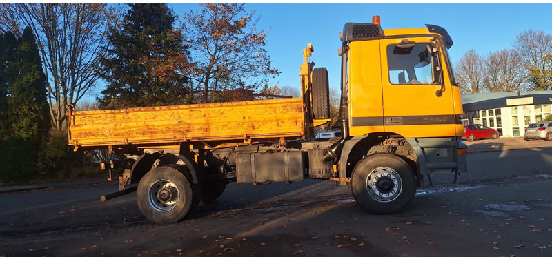 Mercedes-Benz 1843AK 4x4 Blatt/Blatt - Tipper: picture 4 Mercedes-Benz 1843AK 4x4 Blatt/Blatt - Tipper: picture 4