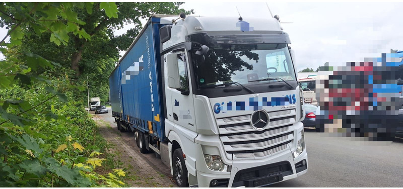 Mercedes-Benz 2642 BDF - Curtainsider truck: picture 2 Mercedes-Benz 2642 BDF - Curtainsider truck: picture 2