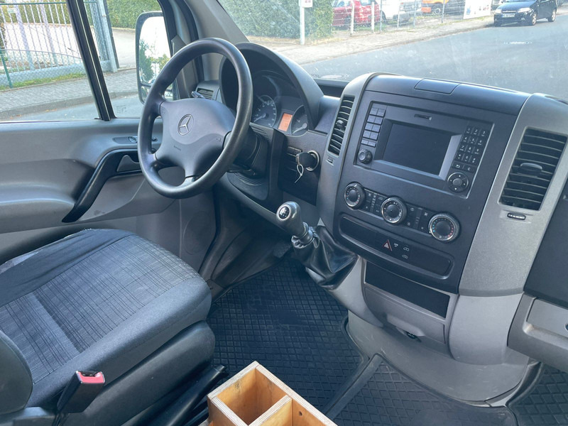 Panel van Mercedes-Benz 316 CDI: picture 13