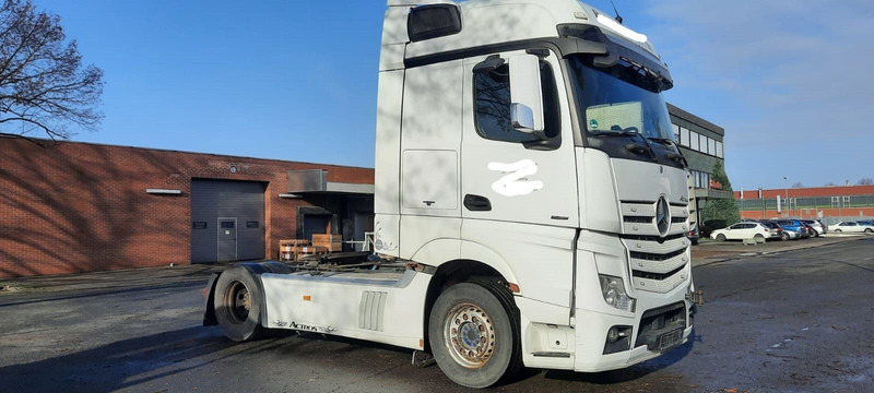 Mercedes-Benz 1845 Actros MP 4 - Tractor unit: picture 1 Mercedes-Benz 1845 Actros MP 4 - Tractor unit: picture 1