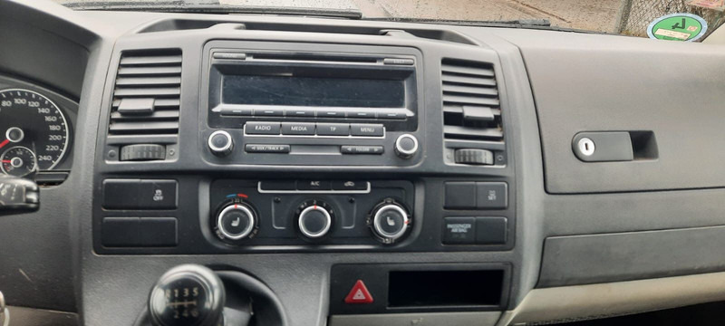 Flatbed van Volkswagen TDI T5 Pritsche: picture 13 Flatbed van Volkswagen TDI T5 Pritsche: picture 13