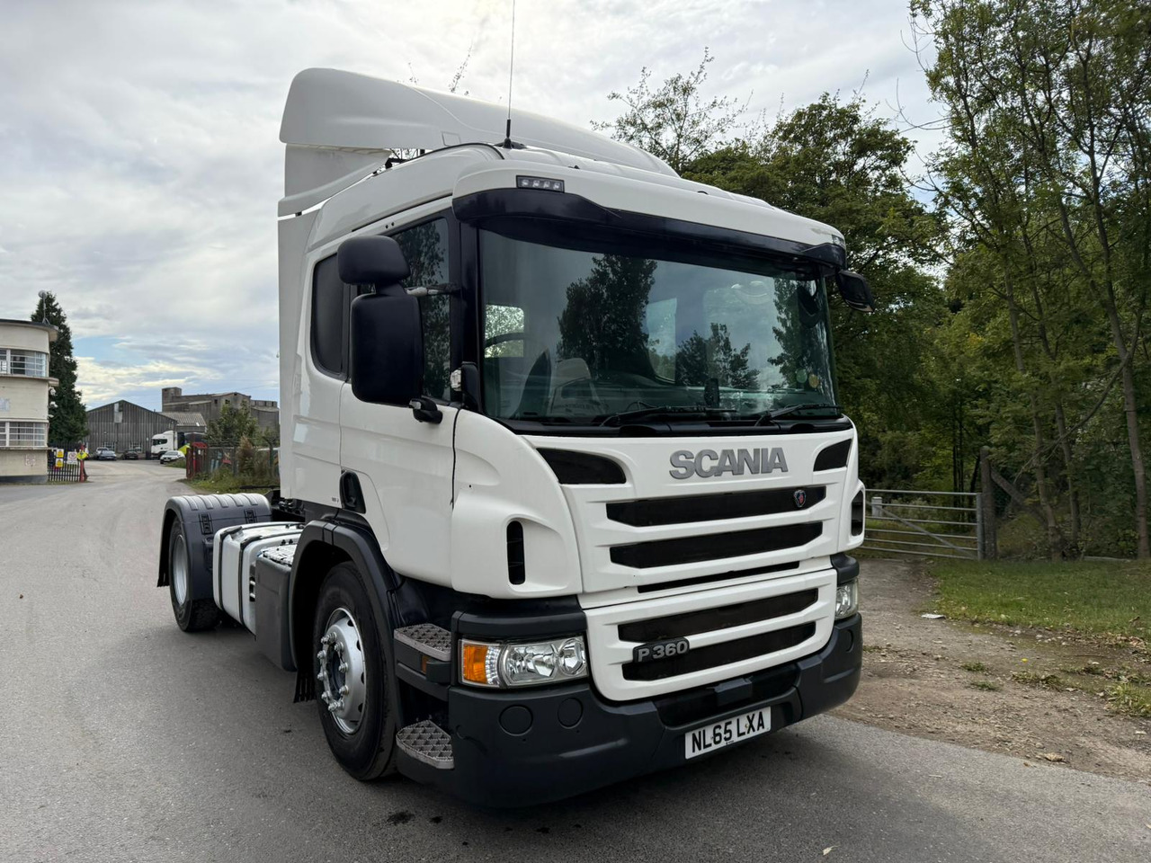 2016 Scania P360 Tractor Unit - Tractor unit: picture 1 2016 Scania P360 Tractor Unit - Tractor unit: picture 1