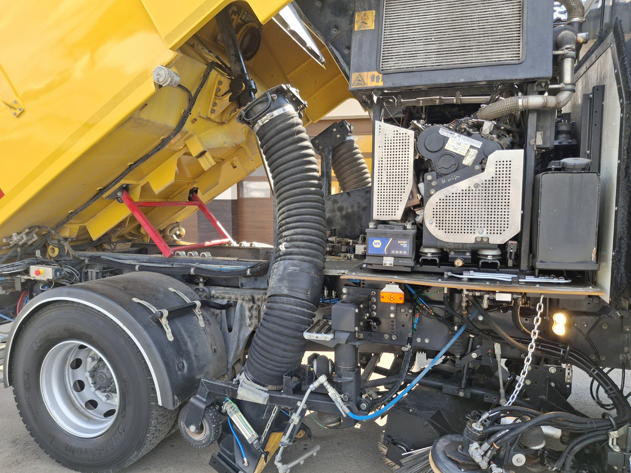 RENAULT C280 Kehrmaschine Zamiatarka SEMAT Zoeller FAUN Karcher L/R 2 Motoren 2018r 740 Mth Euro 6 leasing RENAULT C280 Kehrmaschine Zamiatarka SEMAT Zoeller FAUN Karcher L/R 2 Motoren 2018r 740 Mth Euro 6: picture 34 RENAULT C280 Kehrmaschine Zamiatarka SEMAT Zoeller FAUN Karcher L/R 2 Motoren 2018r 740 Mth Euro 6 leasing RENAULT C280 Kehrmaschine Zamiatarka SEMAT Zoeller FAUN Karcher L/R 2 Motoren 2018r 740 Mth Euro 6: picture 34