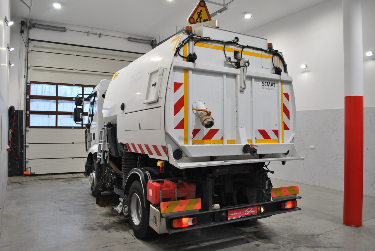 Renault Midlum 220 Zamiatarka Kehrmaschine Johnston 2014r 2770Mth Euro5 - Road sweeper: picture 3 Renault Midlum 220 Zamiatarka Kehrmaschine Johnston 2014r 2770Mth Euro5 - Road sweeper: picture 3