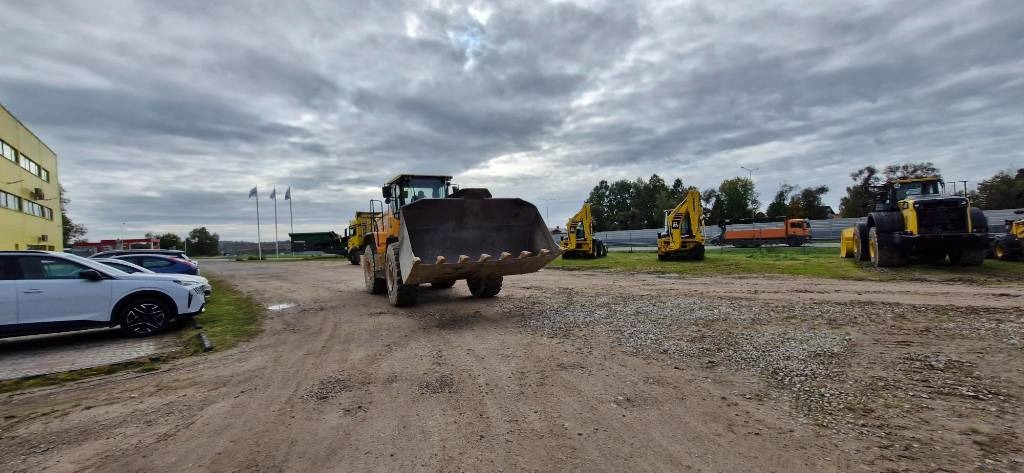 Hyundai HL 965 - Wheel loader: picture 4 Hyundai HL 965 - Wheel loader: picture 4