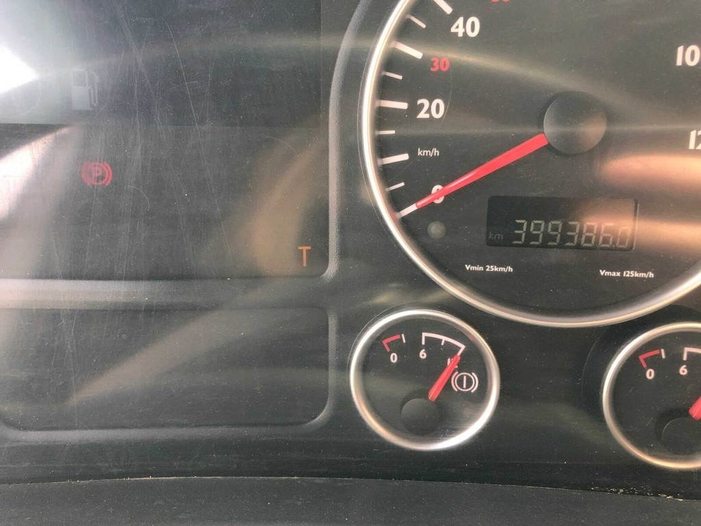 MAN TGA 26.480 6X2-2 BL - Vacuum truck: picture 5 MAN TGA 26.480 6X2-2 BL - Vacuum truck: picture 5