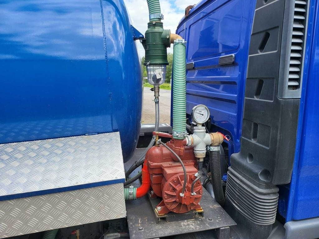 Vacuum truck MAN TGL 8.180 4X2 VACUUM 4m³: picture 14