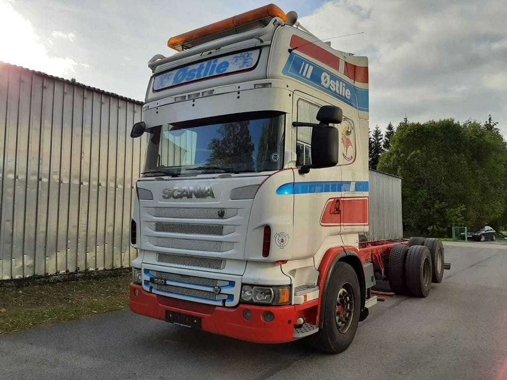 Scania R560 6X2 CHASSY 412kW - Cab chassis truck: picture 1 Scania R560 6X2 CHASSY 412kW - Cab chassis truck: picture 1