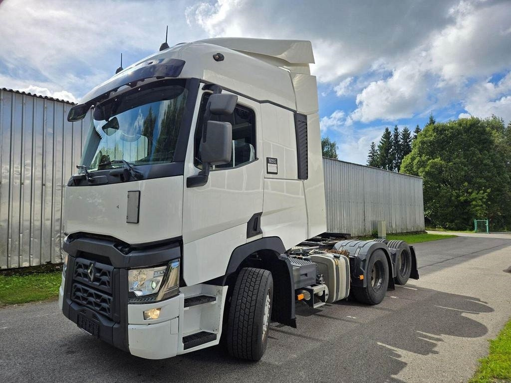 Renault T520 6X2 - Tractor unit: picture 1 Renault T520 6X2 - Tractor unit: picture 1