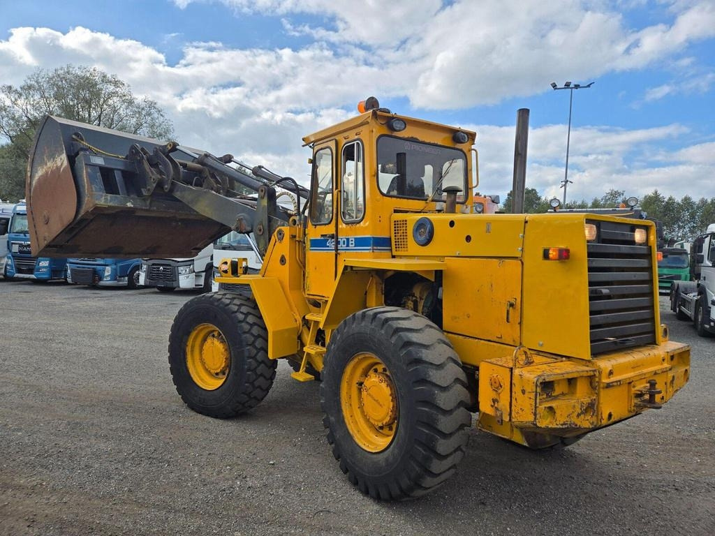 Volvo 4200B - Wheel loader: picture 2 Volvo 4200B - Wheel loader: picture 2