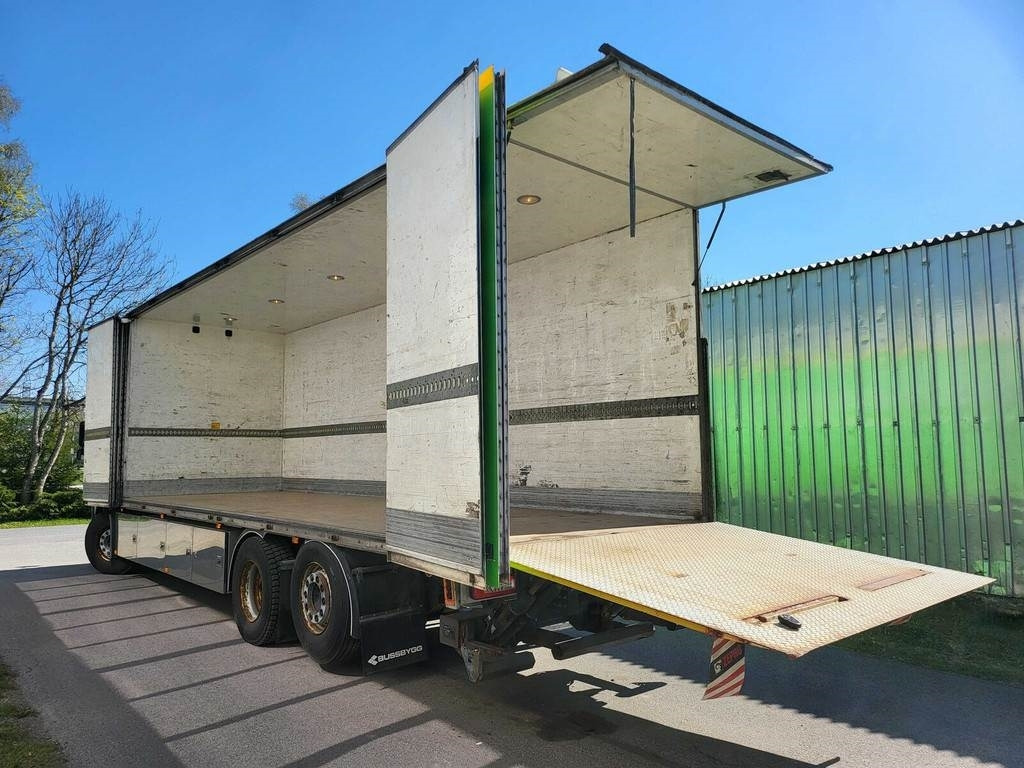 Volvo FM 420 6X2*4 SIDEOPENING 315kW - Box truck: picture 1 Volvo FM 420 6X2*4 SIDEOPENING 315kW - Box truck: picture 1