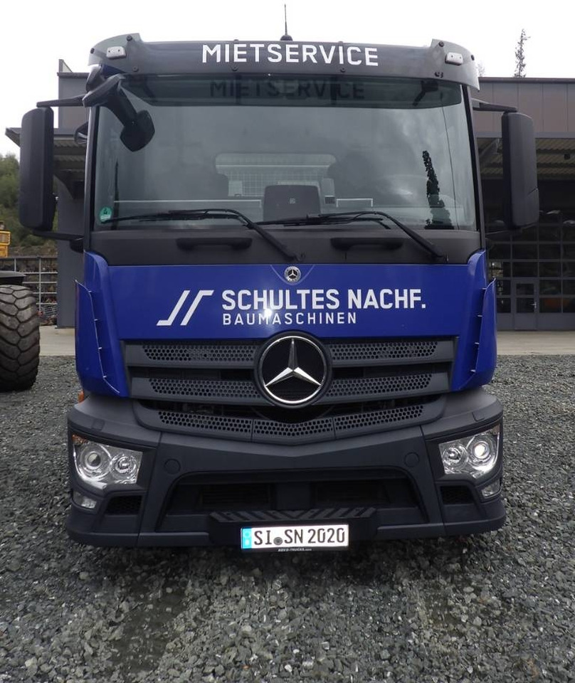 Mercedes-Benz Antos 2533 L Maschinentransporter - Autotransporter truck: picture 3 Mercedes-Benz Antos 2533 L Maschinentransporter - Autotransporter truck: picture 3