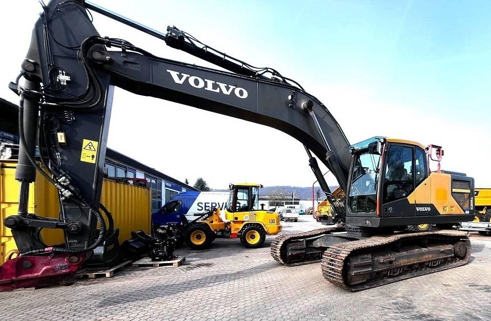 Volvo EC 300 E - Crawler excavator: picture 1 Volvo EC 300 E - Crawler excavator: picture 1