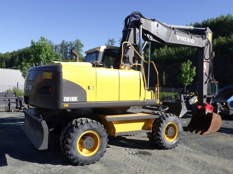 Volvo EW 180 C - Wheel excavator: picture 5 Volvo EW 180 C - Wheel excavator: picture 5