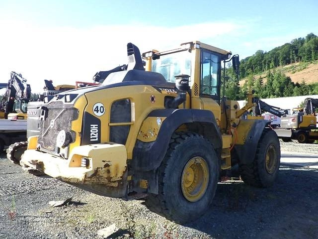 Volvo L 120 H - Wheel loader: picture 4 Volvo L 120 H - Wheel loader: picture 4