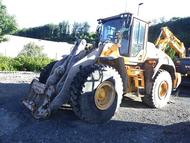 Volvo L 120 H - Wheel loader: picture 1 Volvo L 120 H - Wheel loader: picture 1