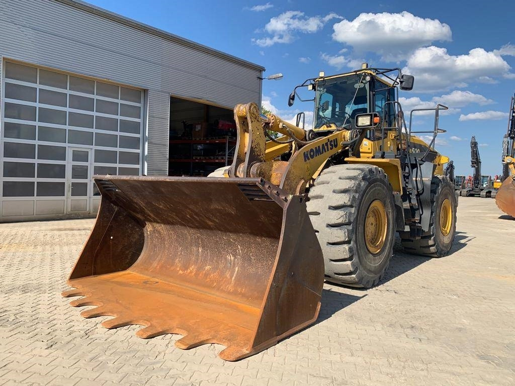 Komatsu WA 500-7 - Wheel loader: picture 1 Komatsu WA 500-7 - Wheel loader: picture 1