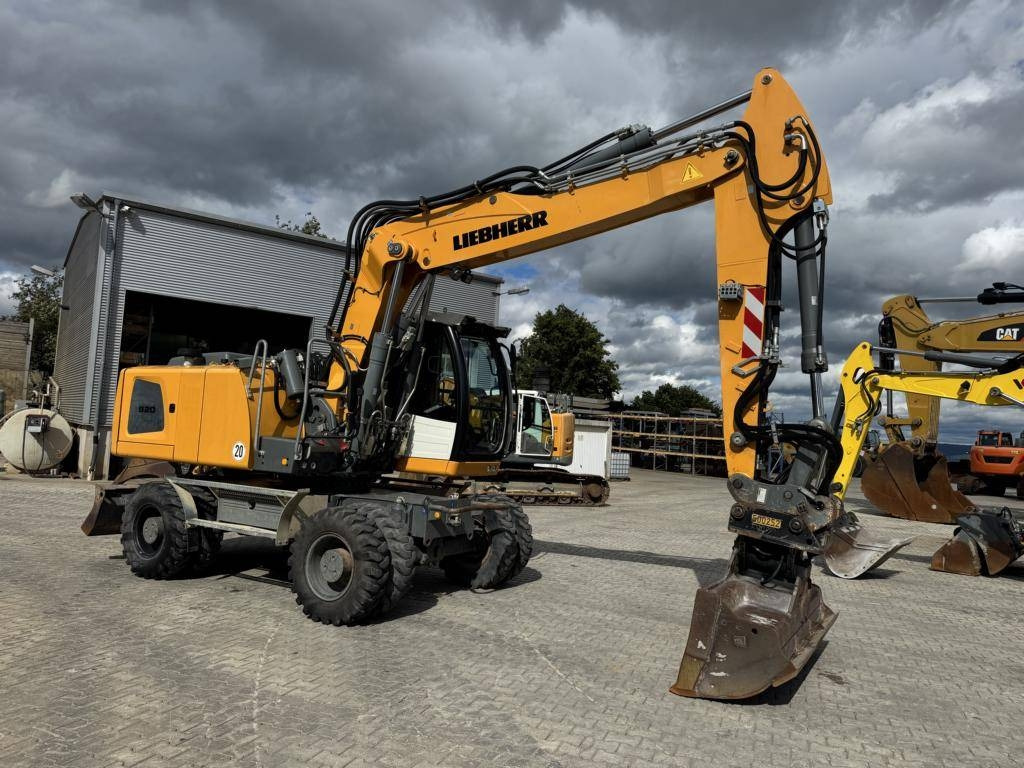 Liebherr A 920 Litronic - Wheel excavator: picture 1 Liebherr A 920 Litronic - Wheel excavator: picture 1