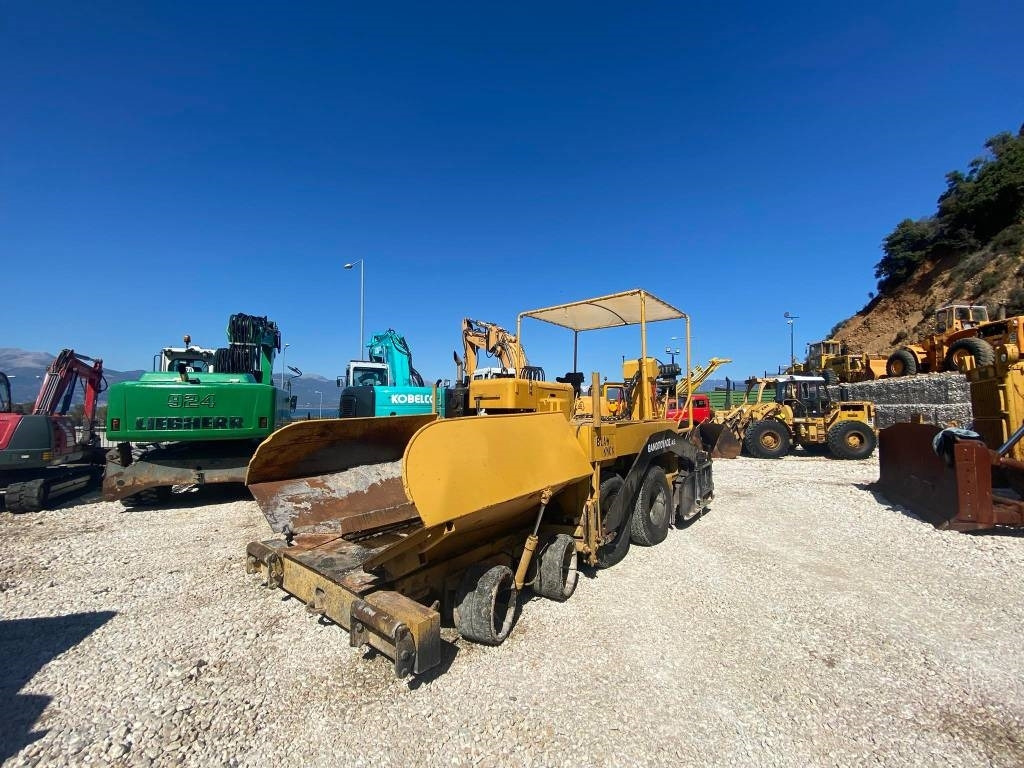 Blaw-Knox DF 90D  - Asphalt paver: picture 4 Blaw-Knox DF 90D  - Asphalt paver: picture 4
