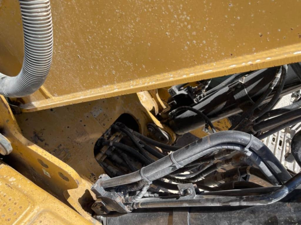 CAT 330 D LN - Crawler excavator: picture 1 CAT 330 D LN - Crawler excavator: picture 1