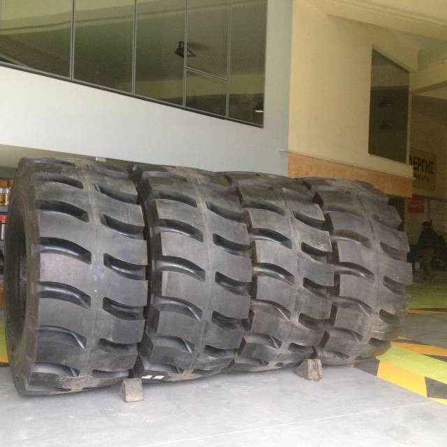 Goodyear 3565R33 L5 - Tire for Construction machinery: picture 2 Goodyear 3565R33 L5 - Tire for Construction machinery: picture 2