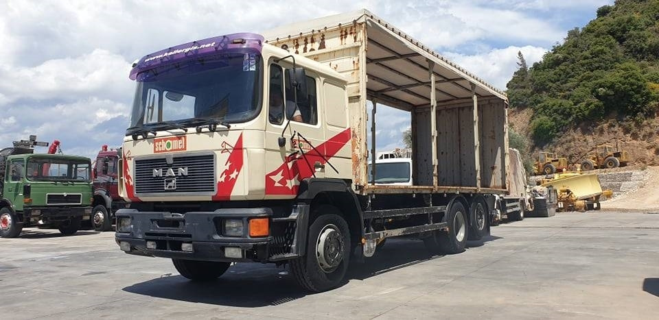 MAN 26.422 - Curtainsider truck: picture 1 MAN 26.422 - Curtainsider truck: picture 1