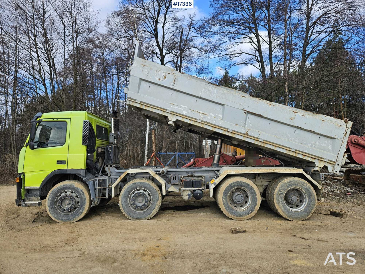 2002 Volvo fm 84R13 8x4 - Tipper: picture 3 2002 Volvo fm 84R13 8x4 - Tipper: picture 3
