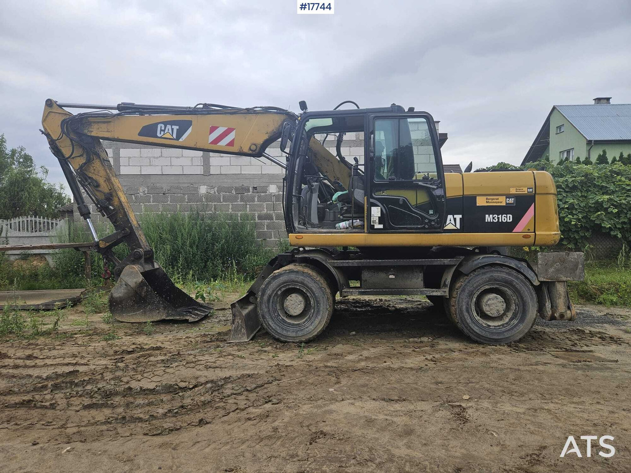 Wheel excavator 2008 CAT M316D: picture 6