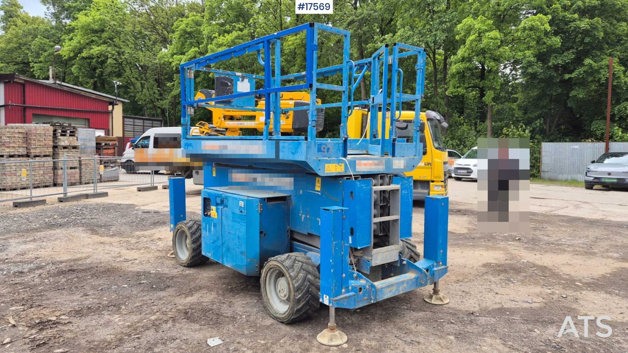 2014 Genie 4069 RT/ Podest spalinowy - Aerial platform: picture 2 2014 Genie 4069 RT/ Podest spalinowy - Aerial platform: picture 2