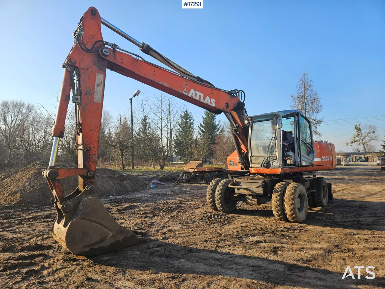 ATLAS 2205 M wheeled excavator (2005) - Wheel excavator: picture 1 ATLAS 2205 M wheeled excavator (2005) - Wheel excavator: picture 1