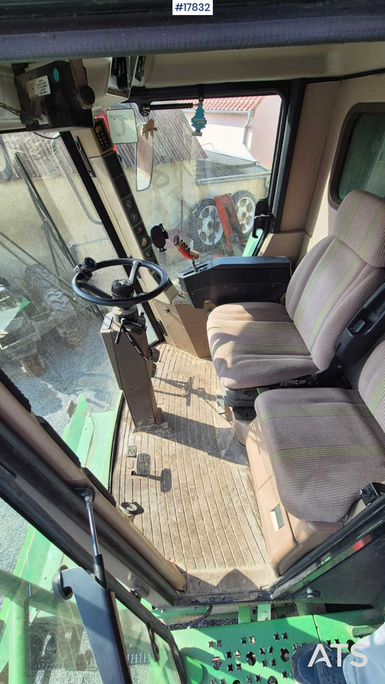 Combine harvester Combine harvester JOHN DEERE 1470 (2010): picture 15 Combine harvester Combine harvester JOHN DEERE 1470 (2010): picture 15