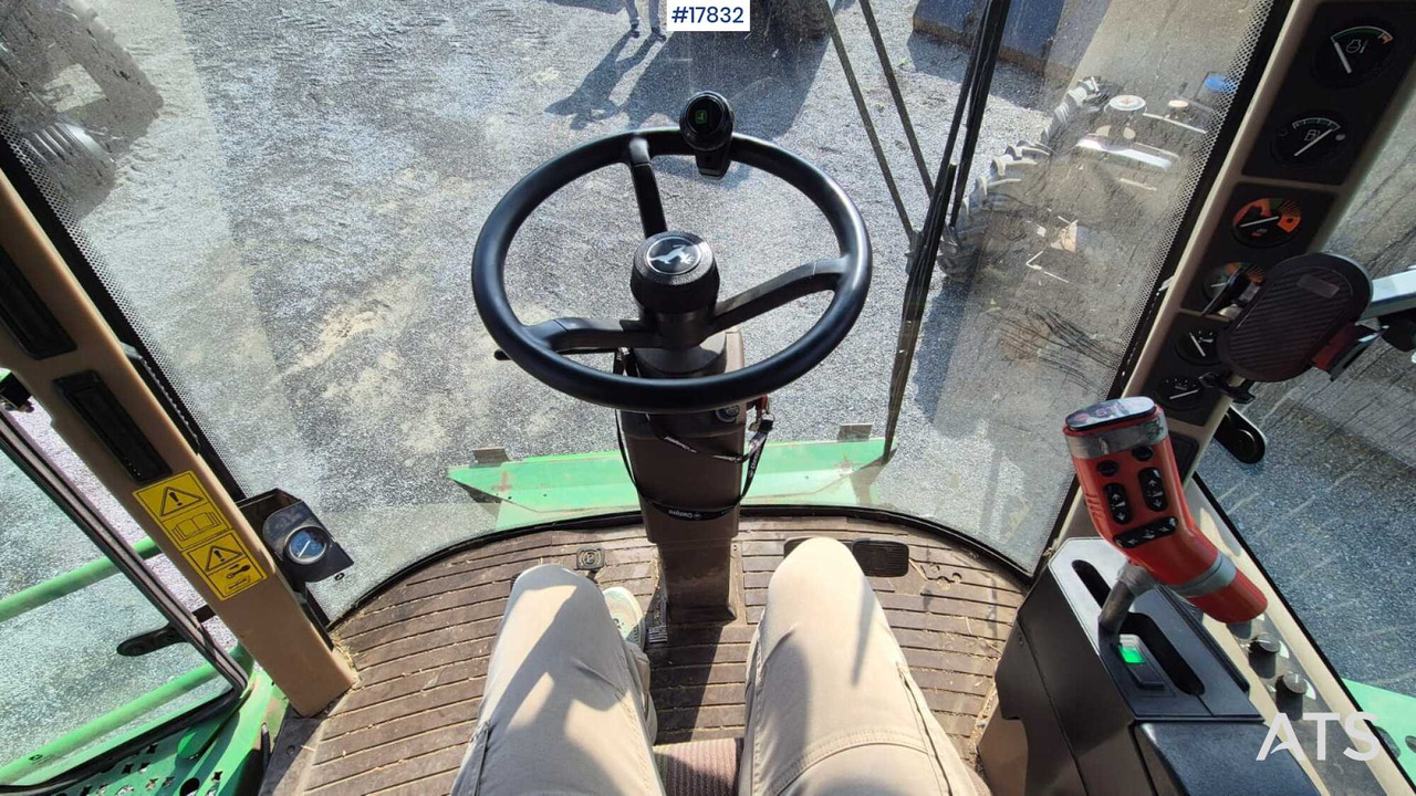 Combine harvester Combine harvester JOHN DEERE 1470 (2010): picture 20 Combine harvester Combine harvester JOHN DEERE 1470 (2010): picture 20