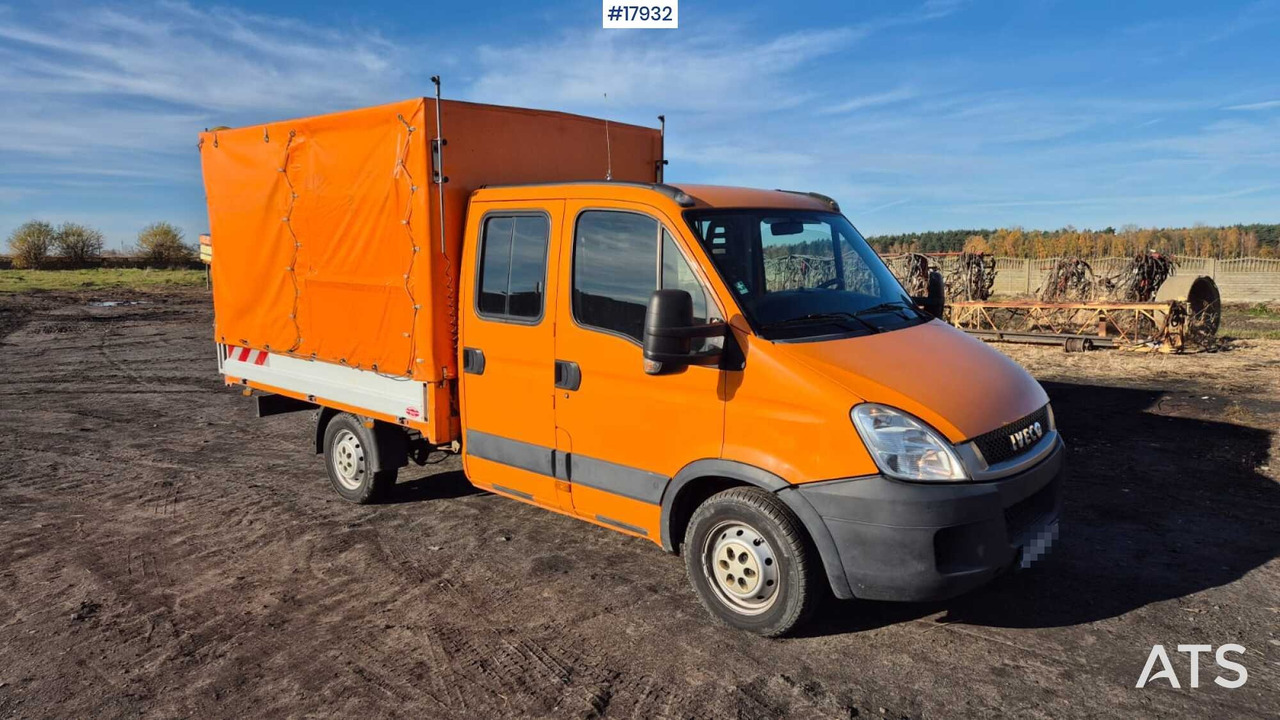 IVECO 35S14D double cab with box body (2011) - Curtain side van, Combi van: picture 1 IVECO 35S14D double cab with box body (2011) - Curtain side van, Combi van: picture 1