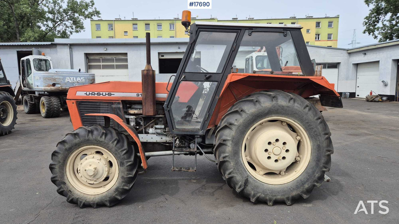 URSUS 914 tractor (1989) - Farm tractor: picture 4 URSUS 914 tractor (1989) - Farm tractor: picture 4