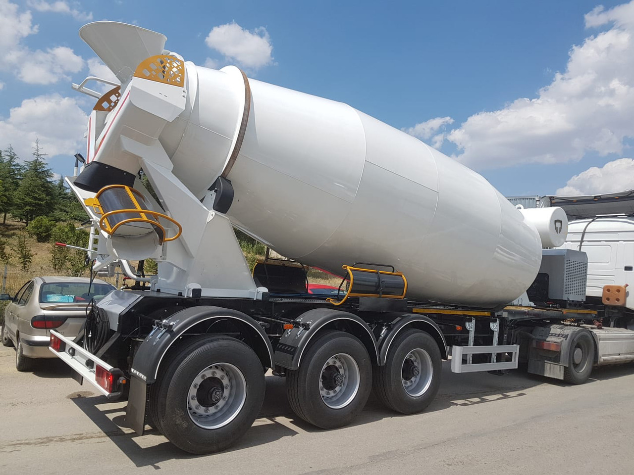 THOR THR-3-MX-15-D - Concrete mixer truck: picture 1 THOR THR-3-MX-15-D - Concrete mixer truck: picture 1