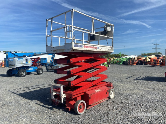 2002 JLG 2658-E3 Electric Scissor Lift - Scissor lift: picture 3 2002 JLG 2658-E3 Electric Scissor Lift - Scissor lift: picture 3
