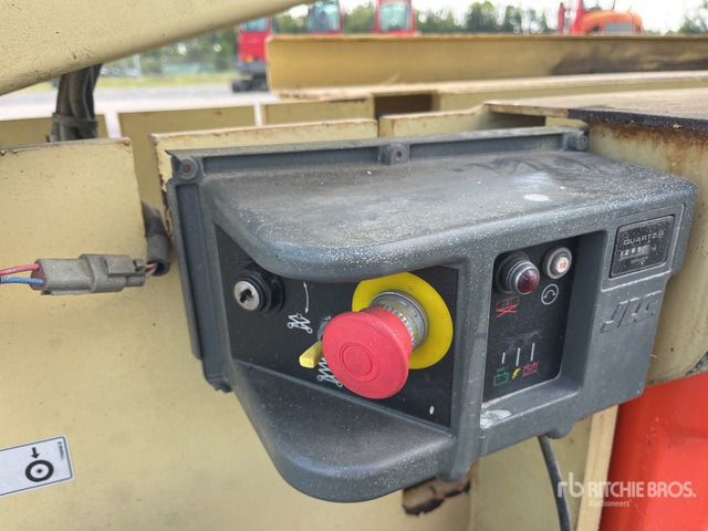 2007 JLG 2030ES Electric Scissor Lift - Scissor lift: picture 5 2007 JLG 2030ES Electric Scissor Lift - Scissor lift: picture 5