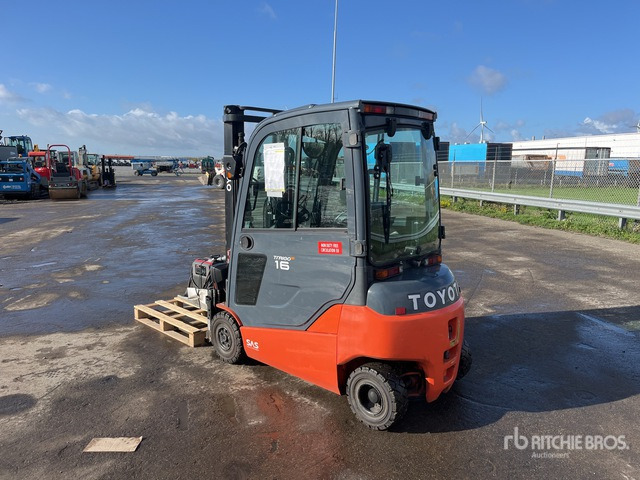 2012 Toyota 8FBMT16 Electric Forklift - Electric forklift: picture 3 2012 Toyota 8FBMT16 Electric Forklift - Electric forklift: picture 3