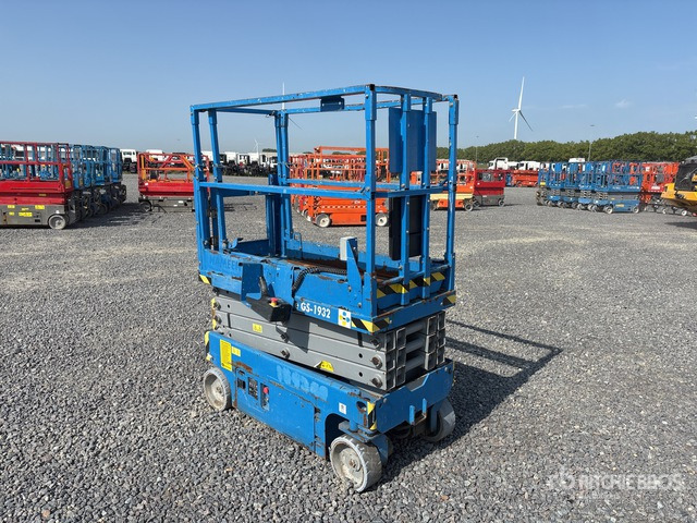 2013 Genie GS-1932 Electric Scissor Lift - Scissor lift: picture 3 2013 Genie GS-1932 Electric Scissor Lift - Scissor lift: picture 3