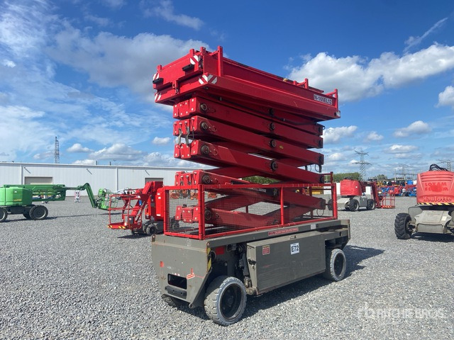 2014 Holland Lift N-165EL12 Electric Scissor Lift - Scissor lift: picture 3 2014 Holland Lift N-165EL12 Electric Scissor Lift - Scissor lift: picture 3
