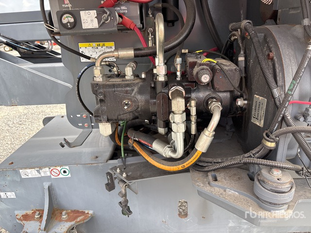 2014 Skyjack SJ 63AJ 4WD Diesel (Inoperable) Articulating Boom Lift - Articulated boom: picture 5 2014 Skyjack SJ 63AJ 4WD Diesel (Inoperable) Articulating Boom Lift - Articulated boom: picture 5