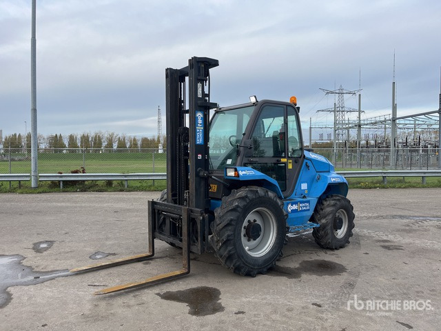 2015 Manitou M30-4 4x4 Rough Terrain Forklift - Rough terrain forklift: picture 1 2015 Manitou M30-4 4x4 Rough Terrain Forklift - Rough terrain forklift: picture 1