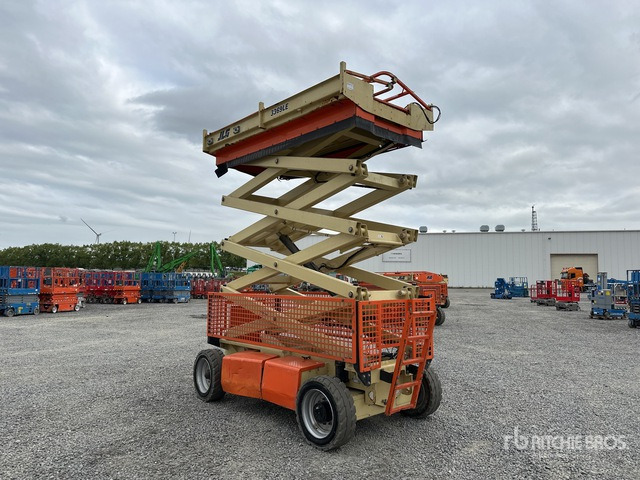 2016 JLG 3369LE Electric Scissor Lift - Scissor lift: picture 4 2016 JLG 3369LE Electric Scissor Lift - Scissor lift: picture 4