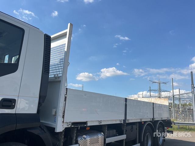 Iveco Trakker 360 E6 Flatbed Truck - Dropside/ Flatbed truck: picture 4 Iveco Trakker 360 E6 Flatbed Truck - Dropside/ Flatbed truck: picture 4