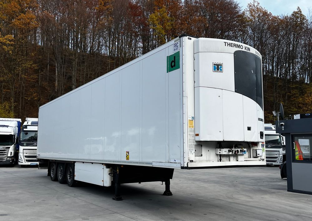 Schmitz Cargobull Chłodnia // Thermo King SLXe400 // 2016 Rok //2.70cm w środku // SAF // - Refrigerator semi-trailer: picture 3 Schmitz Cargobull Chłodnia // Thermo King SLXe400 // 2016 Rok //2.70cm w środku // SAF // - Refrigerator semi-trailer: picture 3