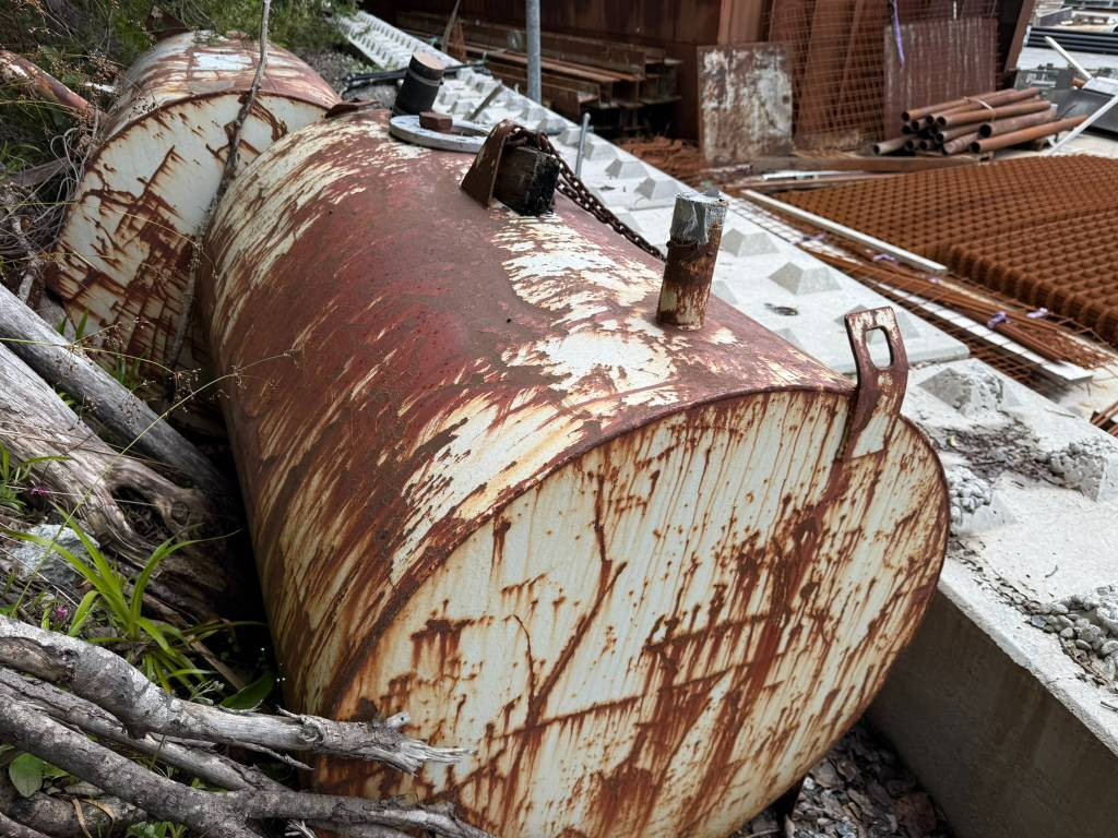 Annet Diesel tank 1000 liter - Storage tank: picture 5 Annet Diesel tank 1000 liter - Storage tank: picture 5