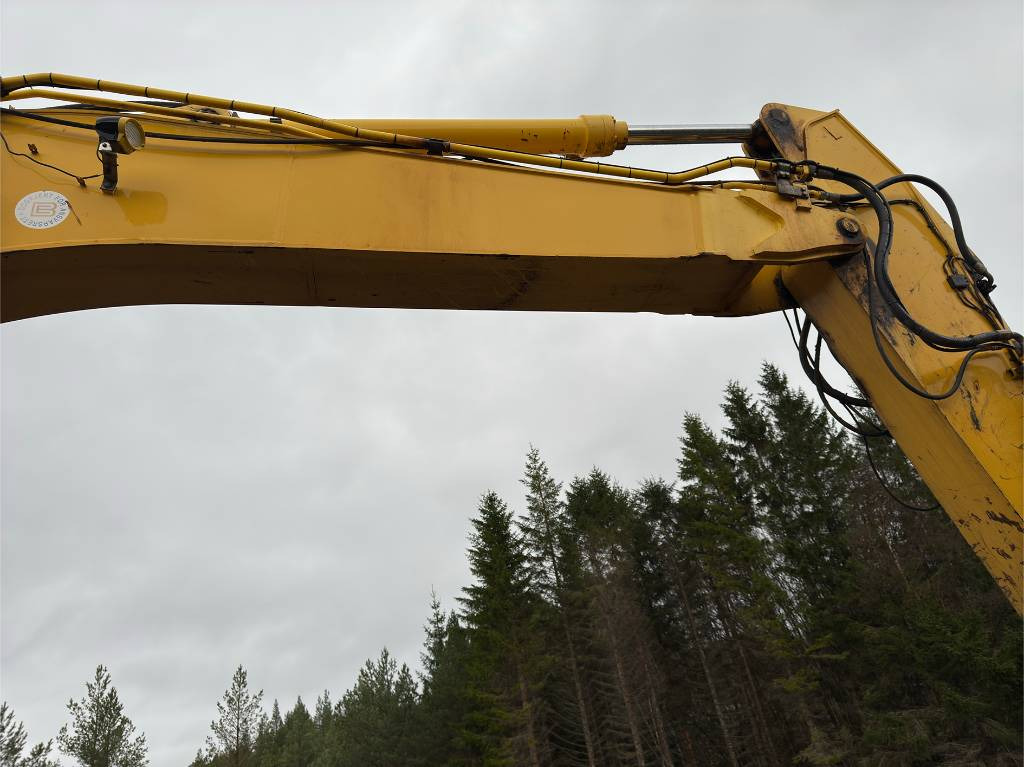 New Holland E 305 B LC - Crawler excavator: picture 5 New Holland E 305 B LC - Crawler excavator: picture 5