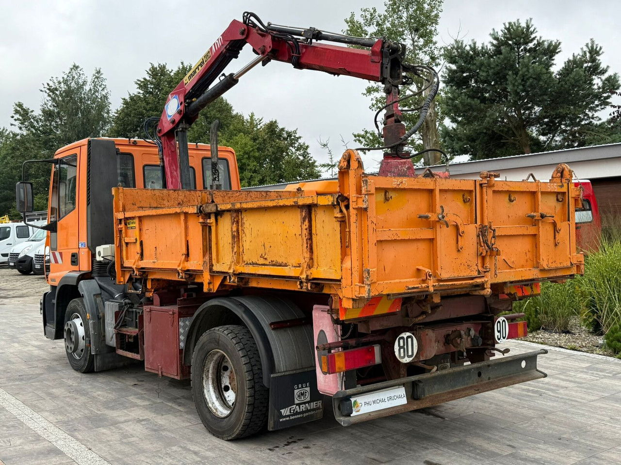 Iveco EuroCargo 120 120E18 Wywrotka z HDS MF 400 Film - Tipper: picture 5 Iveco EuroCargo 120 120E18 Wywrotka z HDS MF 400 Film - Tipper: picture 5
