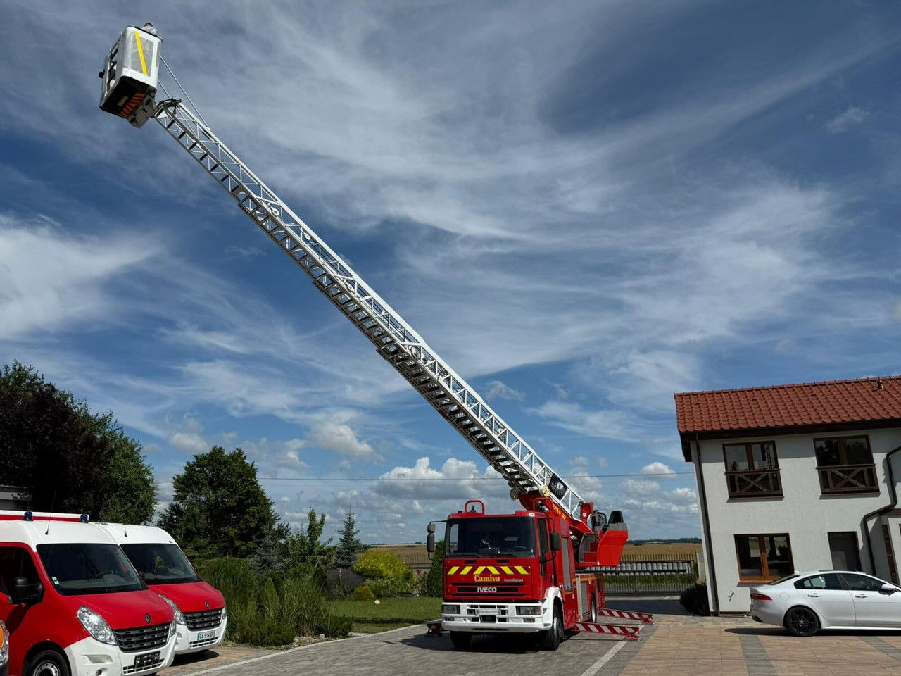 Iveco EuroCargo 130 130E24 Drabina strażacka Camiva Epas 30 - Fire truck: picture 2 Iveco EuroCargo 130 130E24 Drabina strażacka Camiva Epas 30 - Fire truck: picture 2