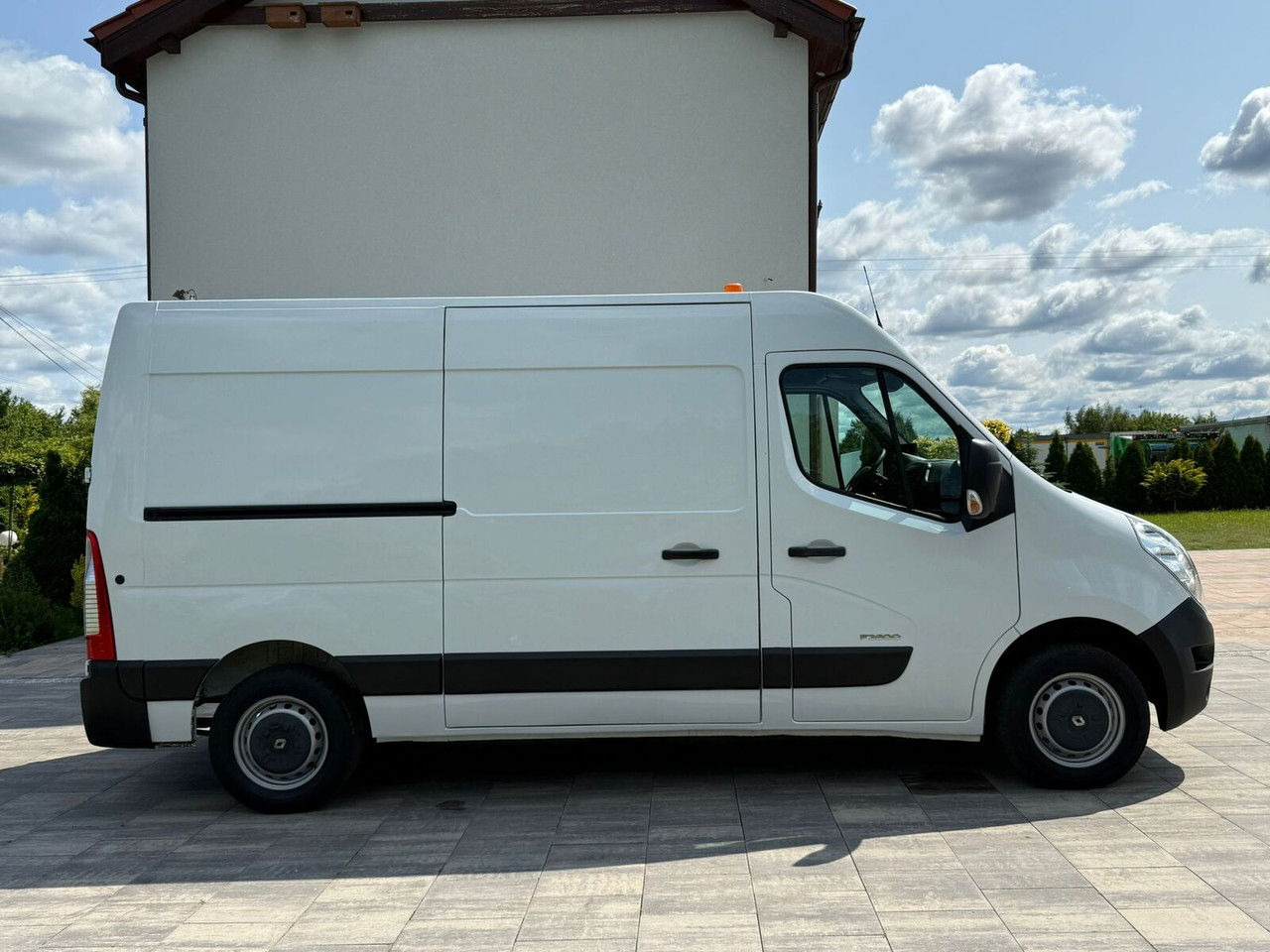Renault Master 2.3 Blaszak Klimatyzacja Hak Kamera cofania - Panel van: picture 4 Renault Master 2.3 Blaszak Klimatyzacja Hak Kamera cofania - Panel van: picture 4
